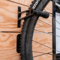 Крепление для хранения велосипеда Lezyne Wheel Hook (Black) 5 Lezyne Wheel Hook 4710582 548741